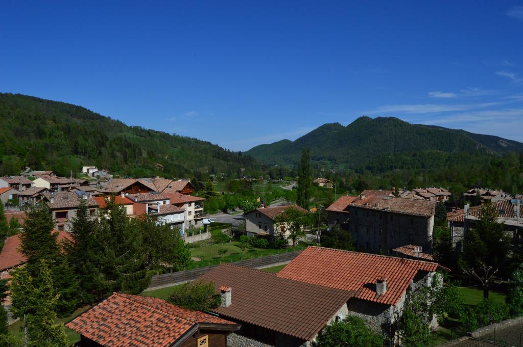 Hostal L'Escon ยานาร์ส ภายนอก รูปภาพ
